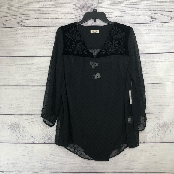 NWT Style & Co Black Sheer Top Sz 0X - Picture 2 of 8